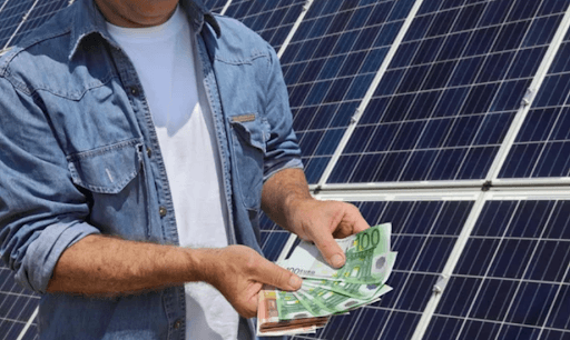 ¿Se puede ahorrar instalando placas solares en casa?